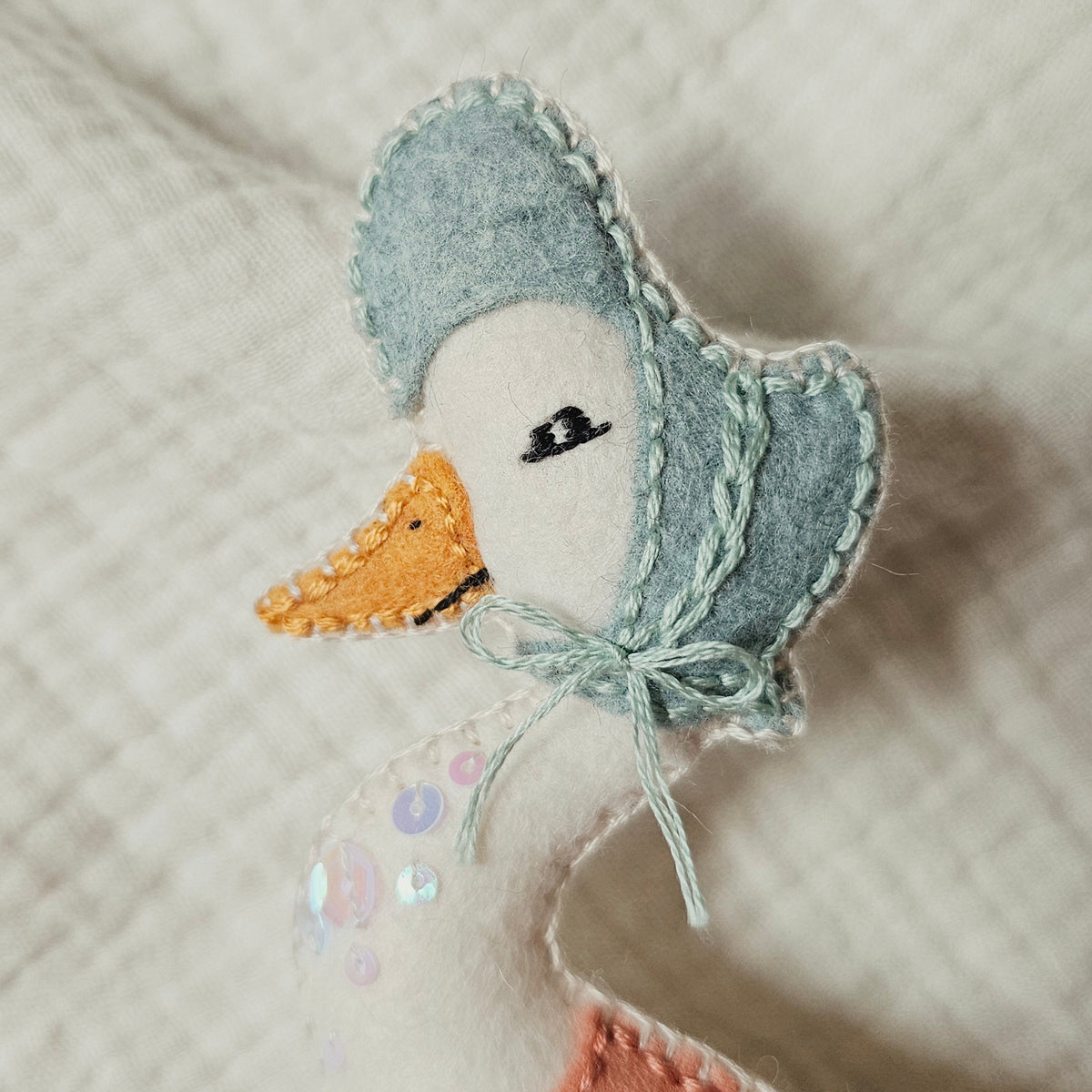 Felt Jemima Puddle-Duck (PDF Pattern & Tutorial)